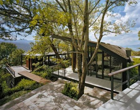 Casa en el bosque ... la maison dans la forêt