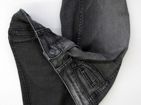 Un jean réversible … et c’est du sérieux