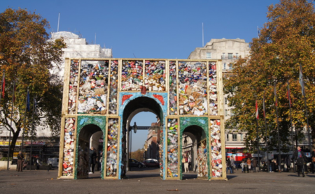 15 mètres cube d'ordure = Marble Arch