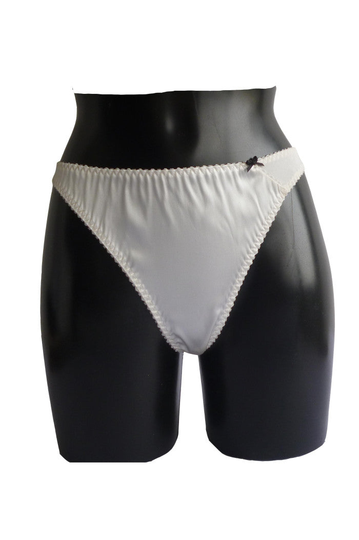 String Soie, tanga soie, lingerie soie, dessous en soie, lingerie sexy