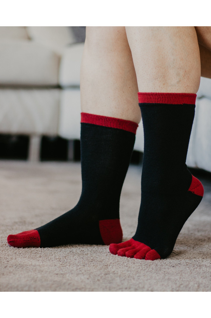 Chaussettes à orteils en coton biologique noir/rouge