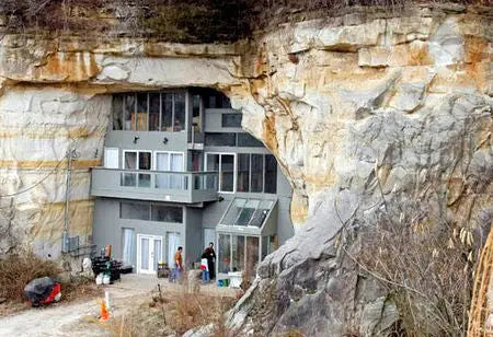Vivre dans une grotte … Peau Ethique