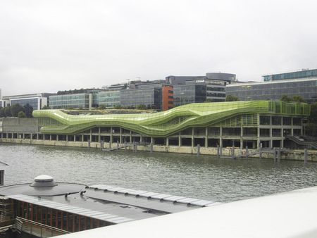 La cité de la Mode et du Design …