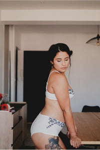 Boxer Ecru April