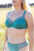 Soutien-gorge emboitant avec armatures