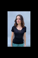 Tee-Shirt Laine et Soie manches courte noir, vêtement en laine et soie, soue-vêtement en laine et soie